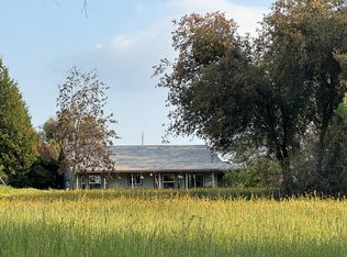 51870 Eshom Valley Dr, Badger, CA 93603