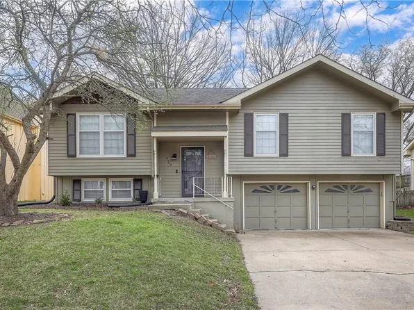 919 NE 109th Ter, Kansas City, MO 64155