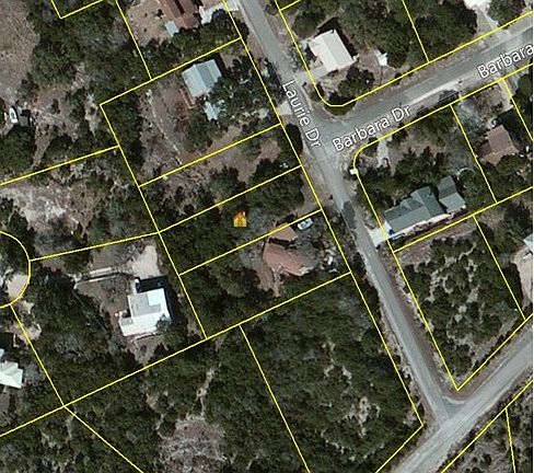 2nd image of 1063 Laurie Dr