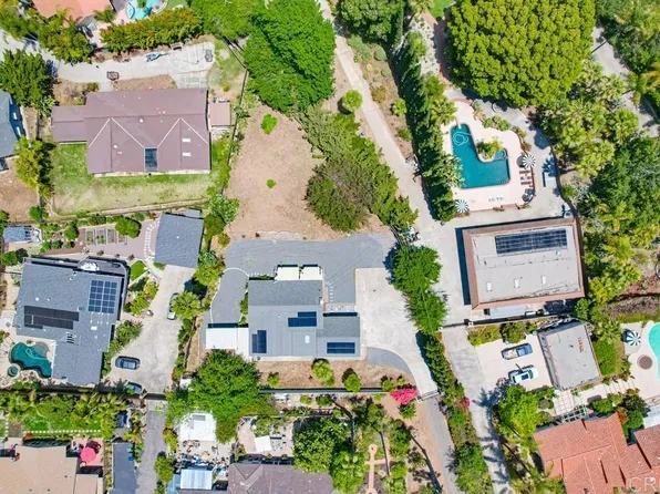 2269 Alta Vista Dr, Vista, CA 92084