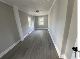 93 Friend St #2, Amesbury, MA 01913