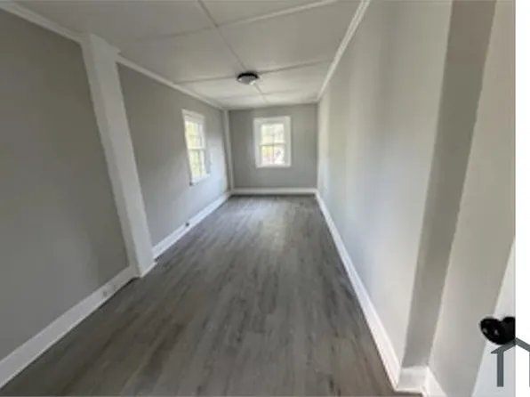 93 Friend St #2, Amesbury, MA 01913
