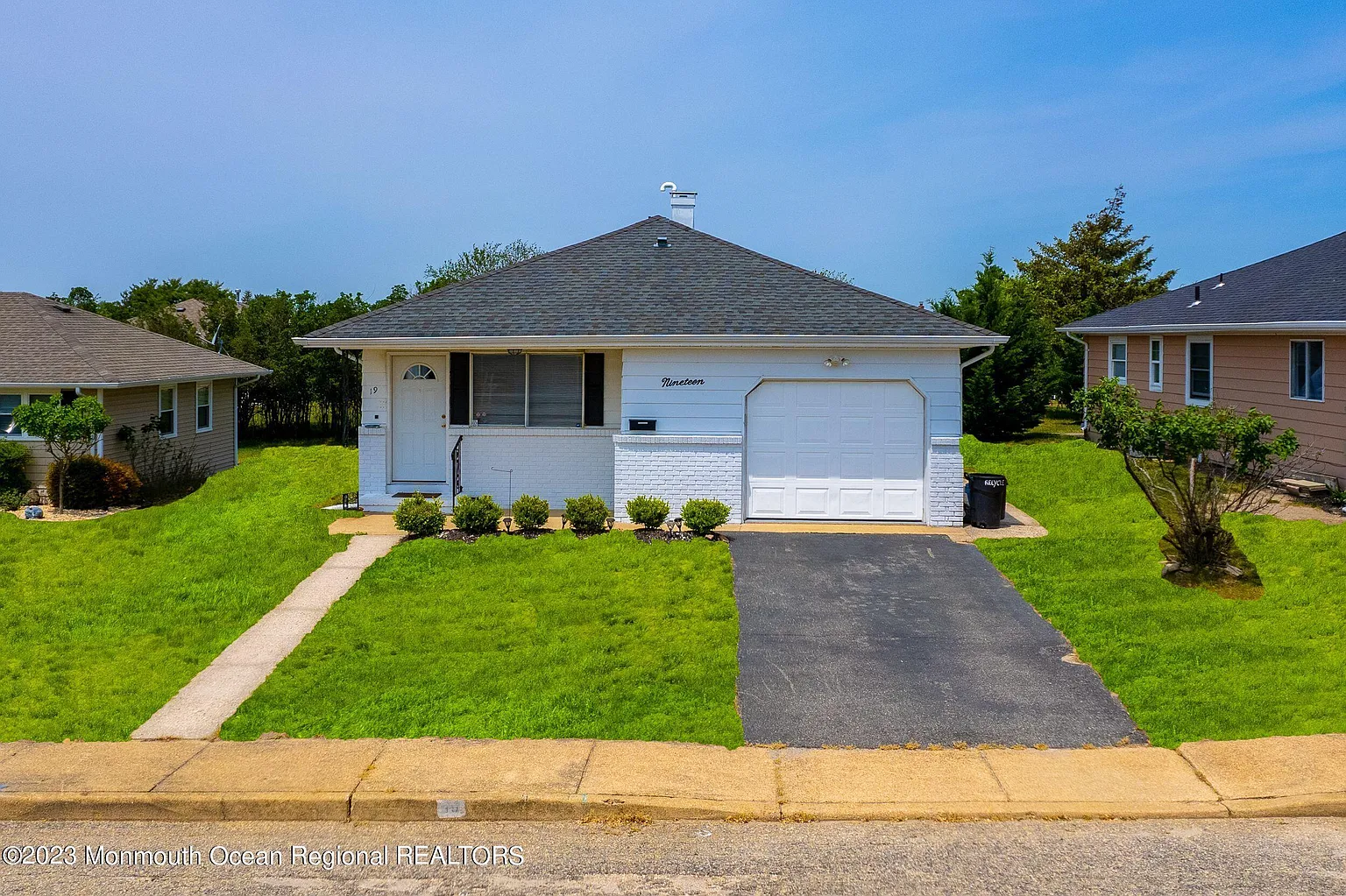19 Saint David Drive photo 1
