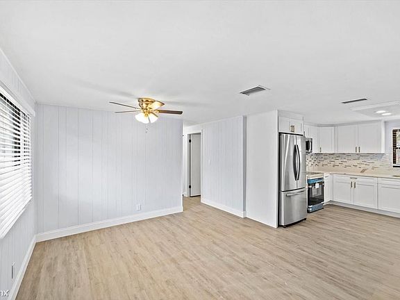 5th image of 6950R 82nd Ave N