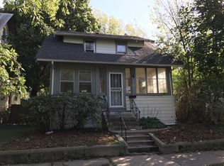 924 Carroll Ave, Saint Paul, MN 55104