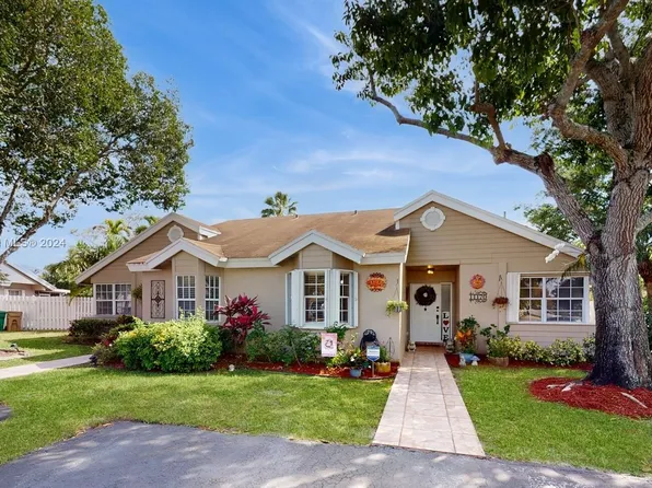 11170 SW 11th Pl, Davie, FL 33324