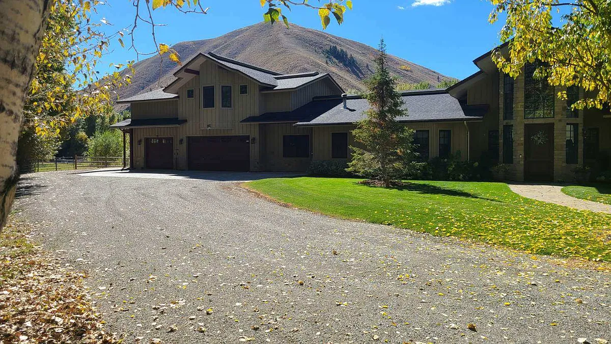 Front view of home - 90 Colorado Gulch #ADU