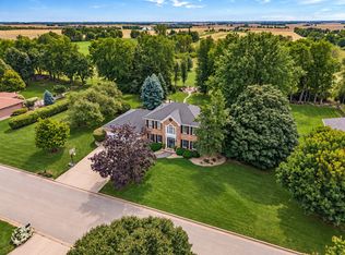 13635 Lucca Forest Dr, Bloomington, IL 61705