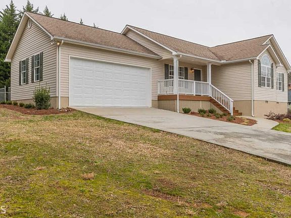 3rd image of 180 Parkwood Place Cir