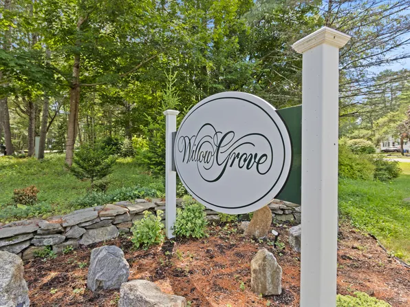 7 Willow Grove Road #7, Brunswick, ME 04011