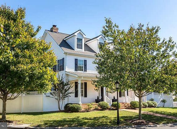 3rd image of 28641 Hope Cir