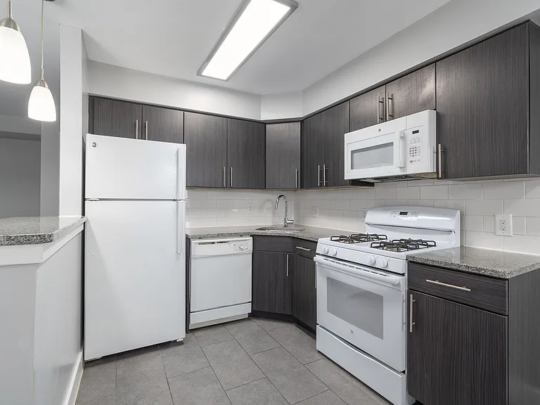 Rock Hill Apartments — Photo 2