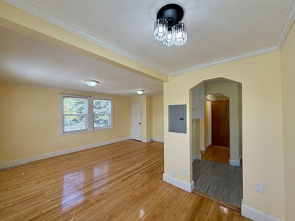 5th image of 19 Ridgeview Ave Floor 2