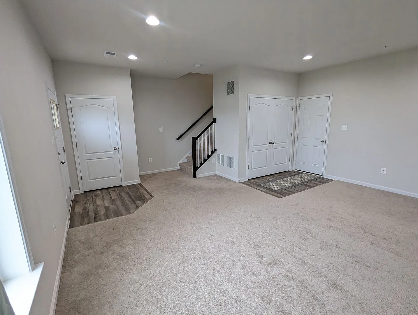 Gorgeous new construction in the Harrington Terrace Community available late September! — Photo 3