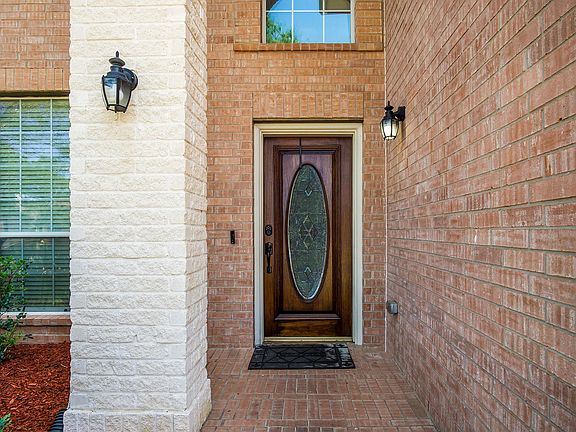 5th image of 2309 Quiet Bay St