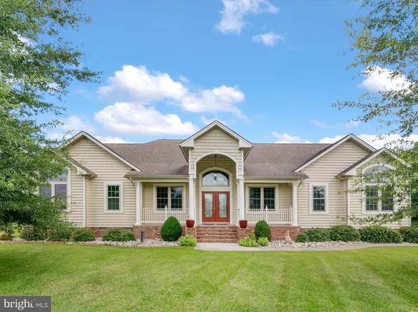 26239 Bosch Ln, Hebron, MD 21830