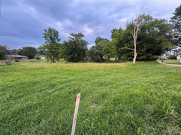 2nd image of 0 W 4th St