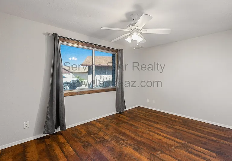 5513 W Waltann Ln — Photo 28
