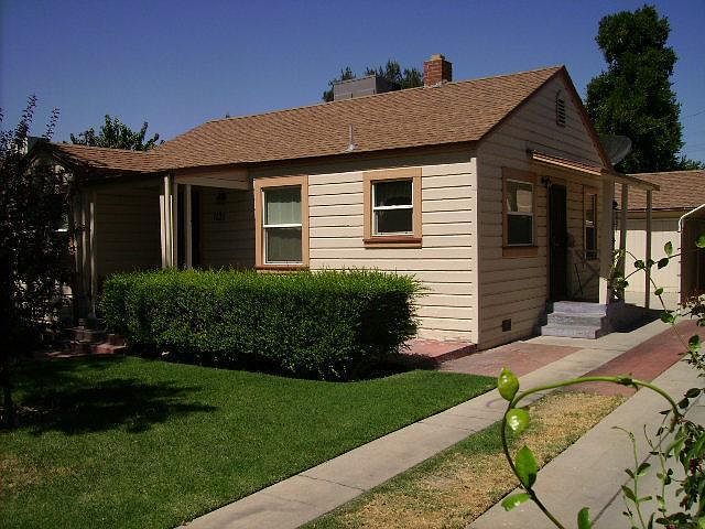 1st image of 1121 E Vassar Ave