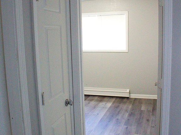 5th image of 1418 W Mitchell St APT 103