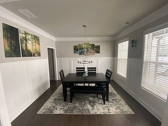 5th image of 1308 NE Burnam Wood Dr