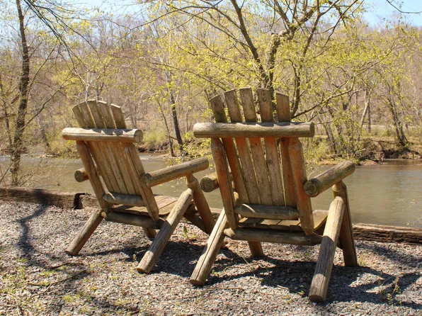 63 Fairchild Ln, Pence Springs, WV 24962