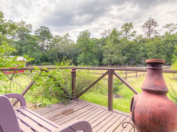 2nd image of 33 Rollingwood Dr