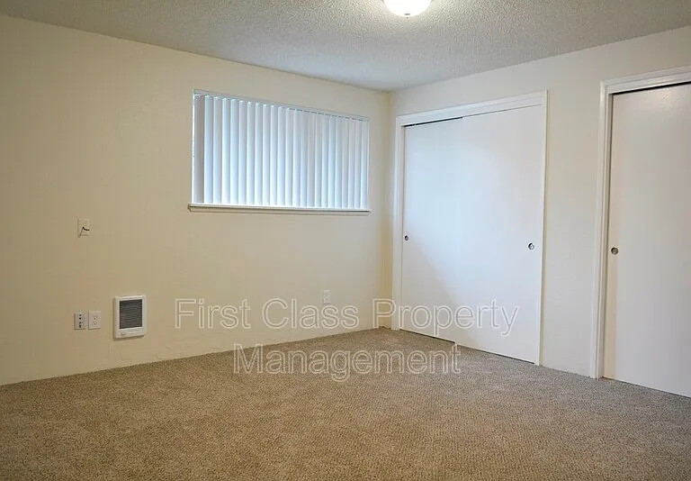 1673 Dollar St — Photo 11