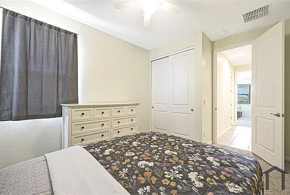 11042 W Marguerite Ave — Photo 16