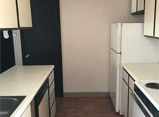 713 S Randolph St #11374614, Champaign, IL 61820