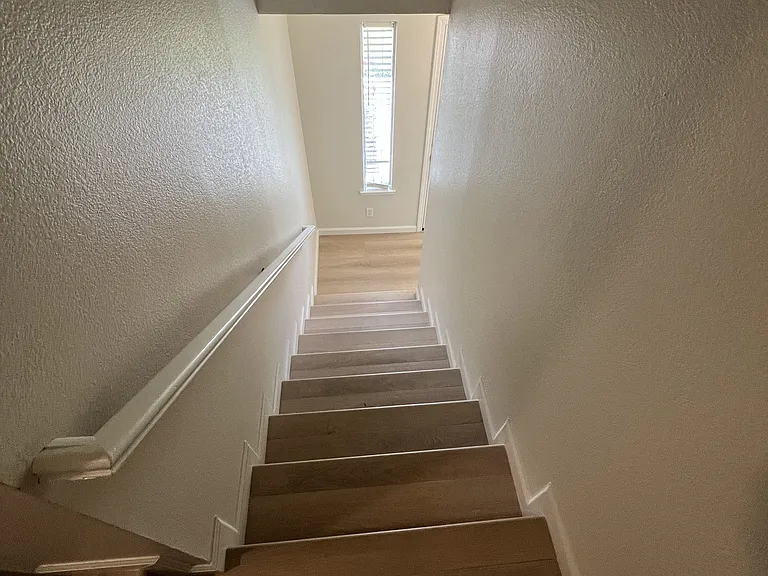 490 Rajkovich Way #B — Photo 12