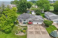 Mirheath Dr-S1007-057.jpg