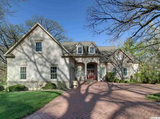 100 Woodlawn Rd, Quincy, IL 62301