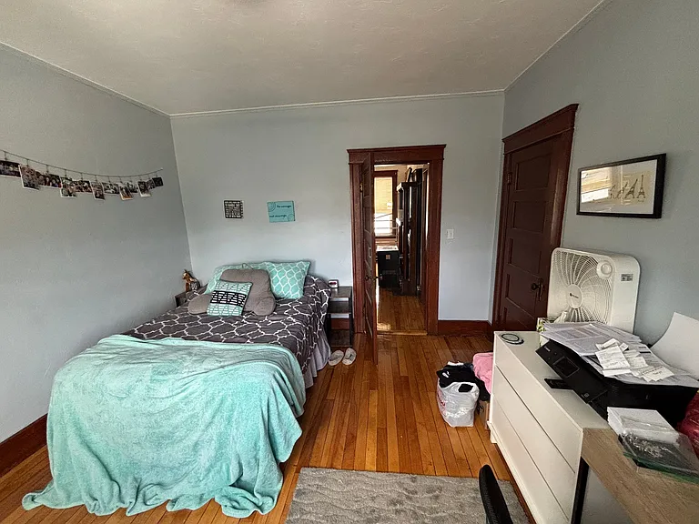 189 Grove St #3 — Photo 6