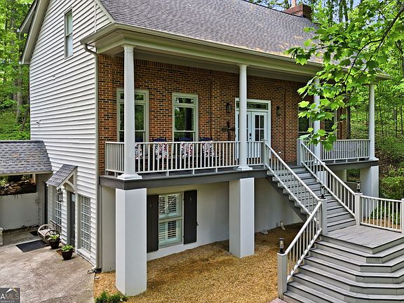 2nd image of 130 Farm Hill Cir