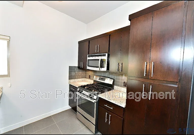 5973 Cartagena Cir — Photo 13