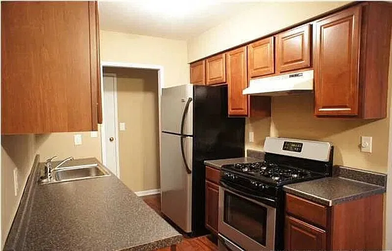 1 bed, 1.0 bath, 847 sqft, $1,633 — Photo 4
