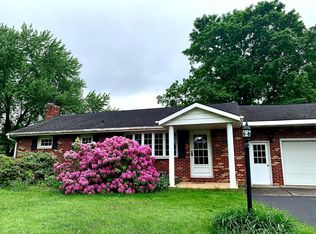 3756 Morefield Rd, Hermitage, PA 16148