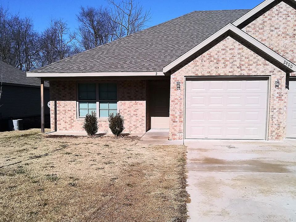 1st image of 2900 SW Amberwood Ave #2