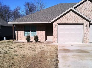 2900 SW Amberwood Ave #2, Bentonville, AR 72713