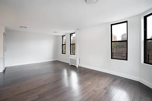 Rented by Compass | media 12