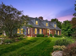 5891 Woodschool Rd, Freeport, MI 49325