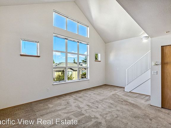 2nd image of 4464 Fremont Ave N #15223871