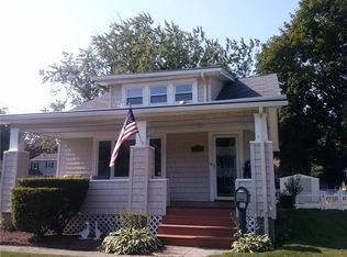 324 Greenwood Ave, Warwick, RI 02886