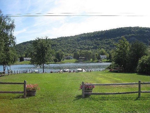 4th image of 147 Pine Springs Dr