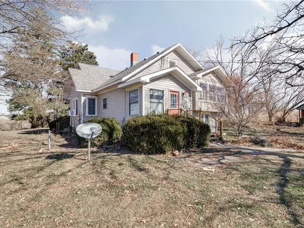 19067 Omaha Rd, Mound City, MO 64470