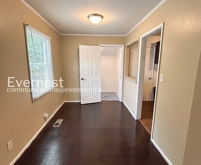 1242 Addison Ave — Photo 7