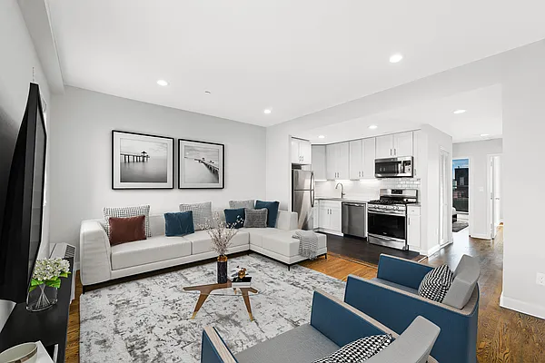 Rented by REAL New York | media 10