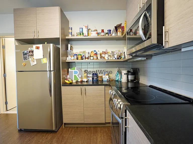 400 Langley Rd #301 — Photo 30