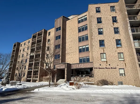 334 Queen Mary Rd #206, Kingston, ON K7M 7E7